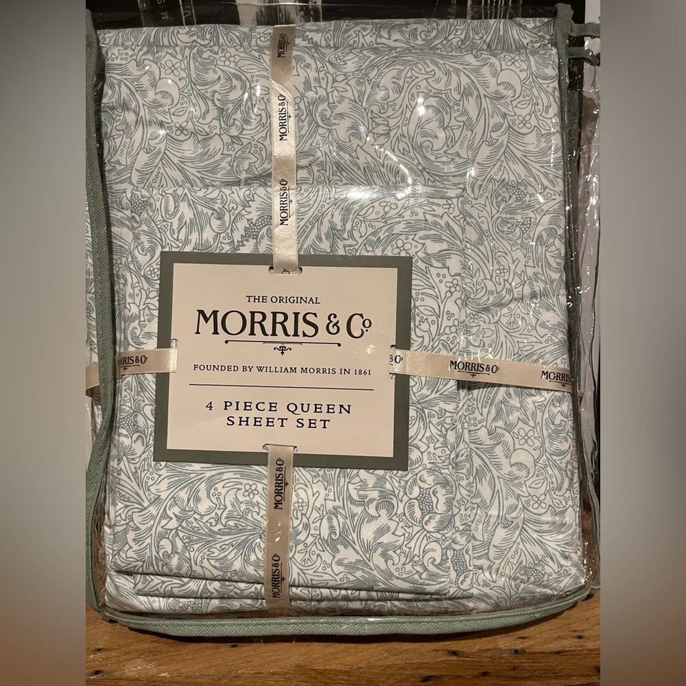 NWT William Morris & Co. 4pc Queen Sheet Set - Blue White Floral